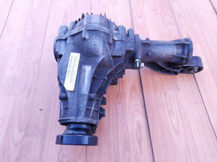 Редуктор передний Mercedes W164 X164 A1643302202