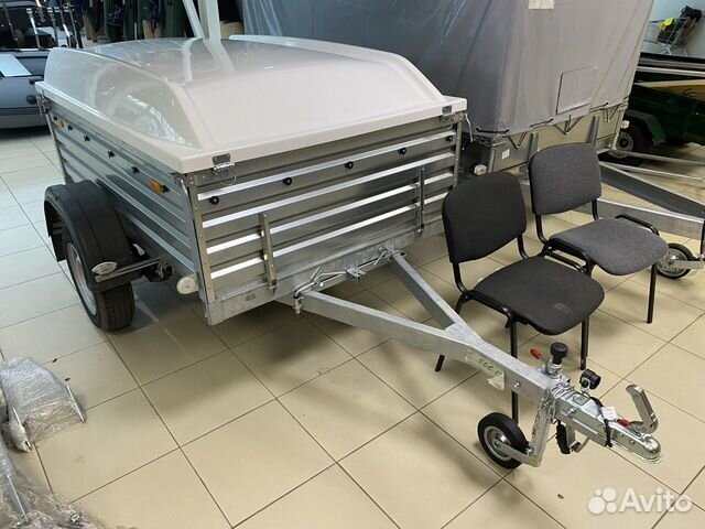 Прицеп с низкой крышкой