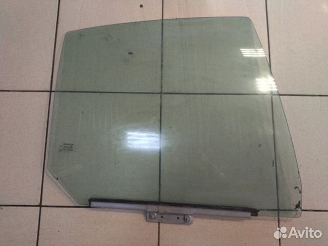 Стекло дверное заднее правое Renault Megane 1