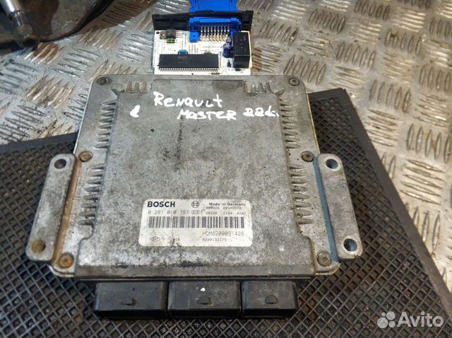 Блок управления двигателем 2.2 DCI Renault Master