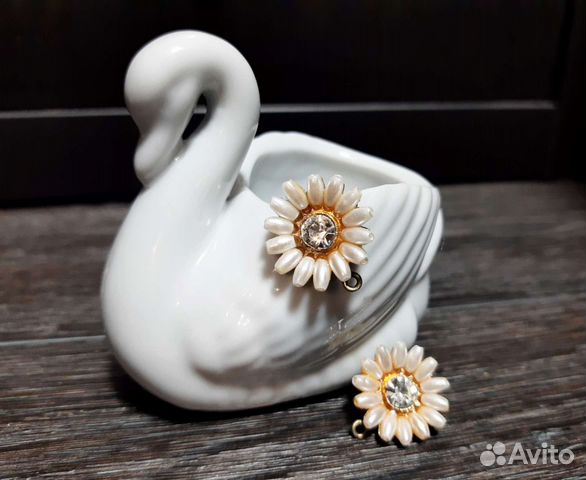 Статуэтка - вазочка 