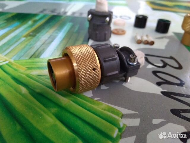 Разъёмы на 3 контакта (новые)