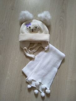 Зимний комплект для девочки шапка, шарф