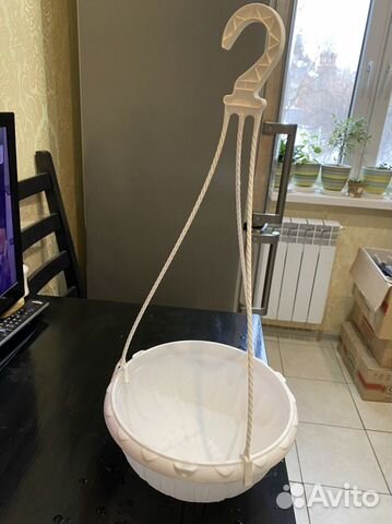 Кашпо подвесное