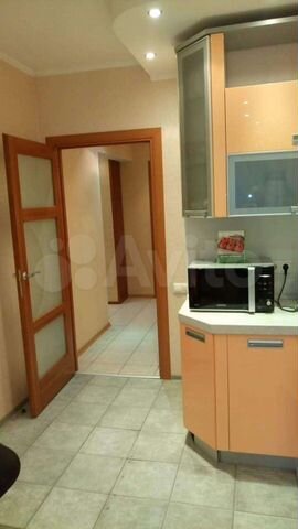 2-к. квартира, 70 м², 5/17 эт.