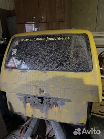 Стекло с дверью