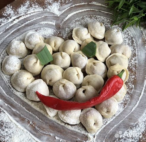 Пельмени домашние вареники, котлеты ручной лепки