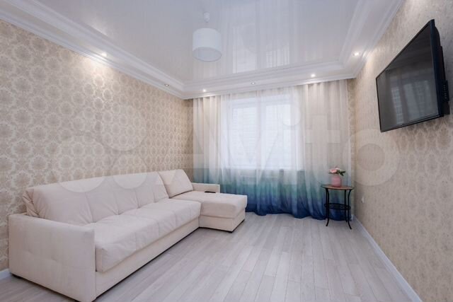 2-к. квартира, 60 м², 2/9 эт.