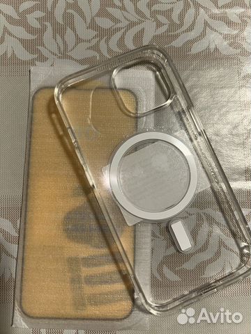 Чехол на iPhone 14