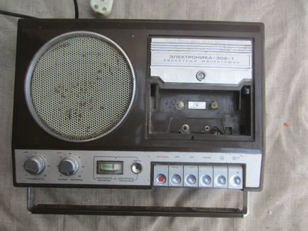 Магнитофон Электроника-302-1 1987 года