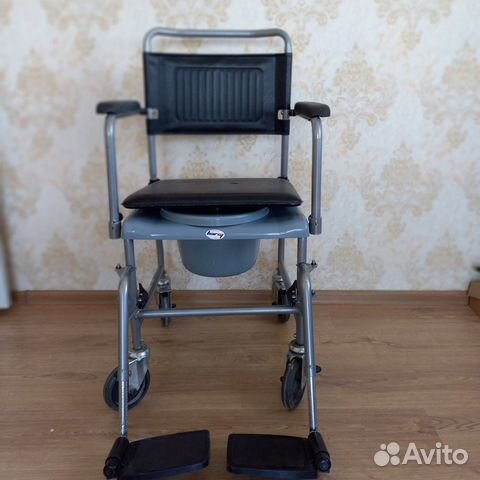 Кресла-коляска с принадлежностями