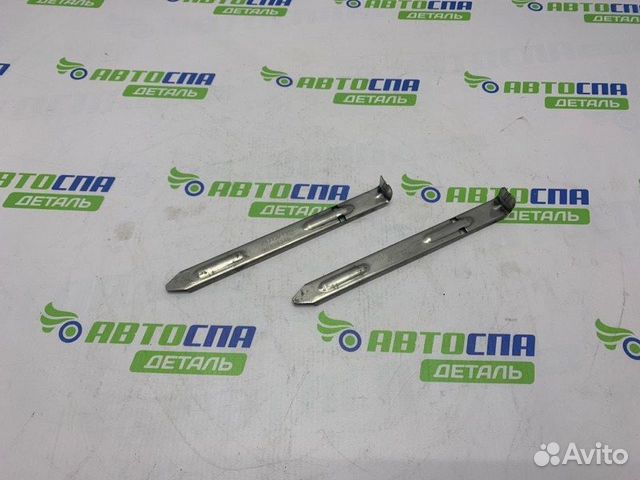 Крепление фары Volvo V70 / S80 универсал дизель