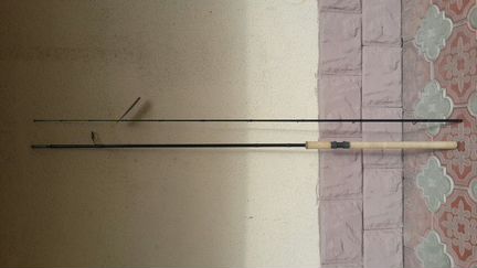 Спиннинг штекерный 300см новый