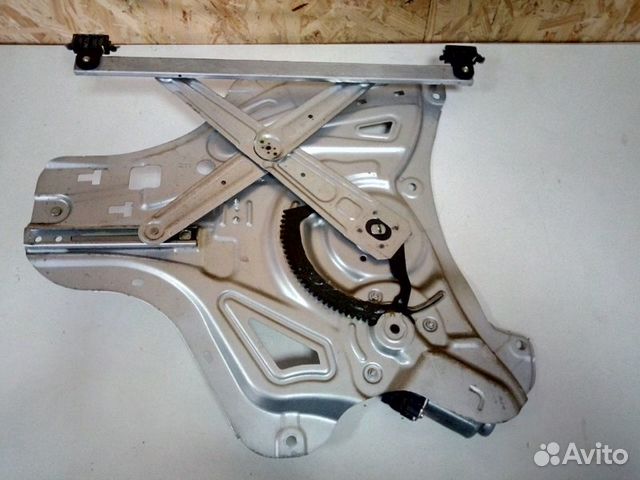 Стеклоподъемник электрический передний правый