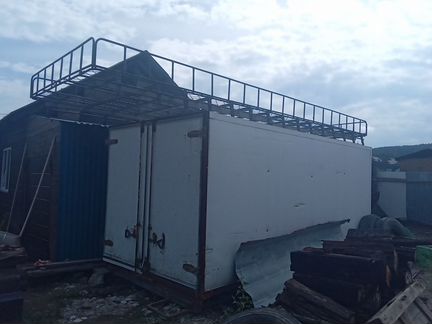 Богажник на крышу большого автобуса