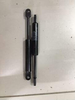 Амортизаторы крышки багажника Honda GL1800