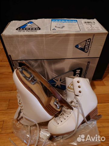 Коньки Jackson, Bauer, горнолыжное снаряжение