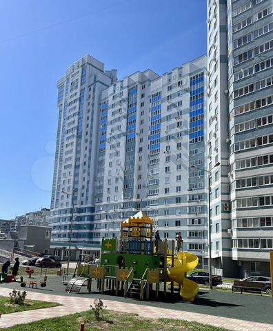 3-к. квартира, 103,9 м², 3/23 эт.