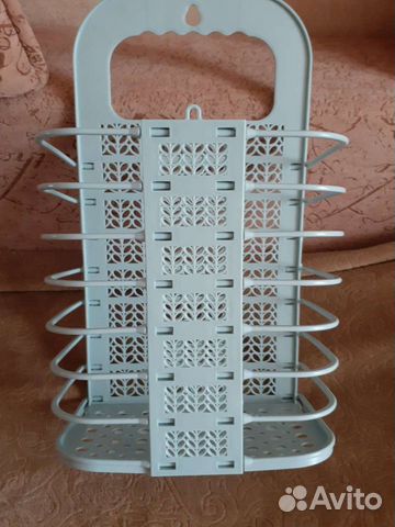 Подвесная полочка