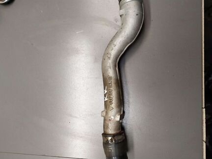 Трубка охлаждения двигателя Porsche Cayenne 4.5