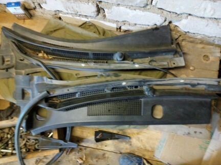 Водосток лобового стекла (жабо) Мазда 6 gh