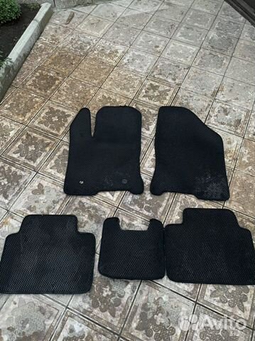 Полики на весту