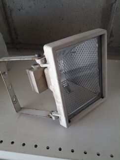 Прожектор галогеновый 500W
