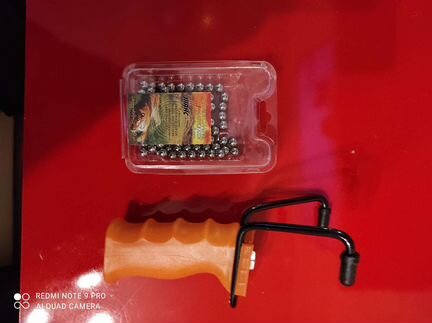 Рогатка со стальными шариками