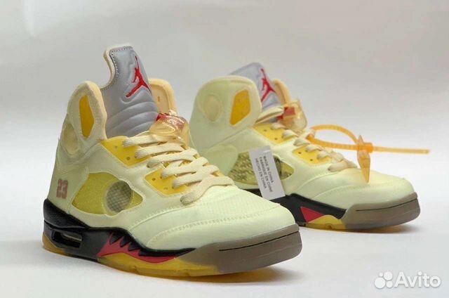 Кроссовки jordan 5 off white sail on feet