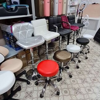 Барный стул для бровиста