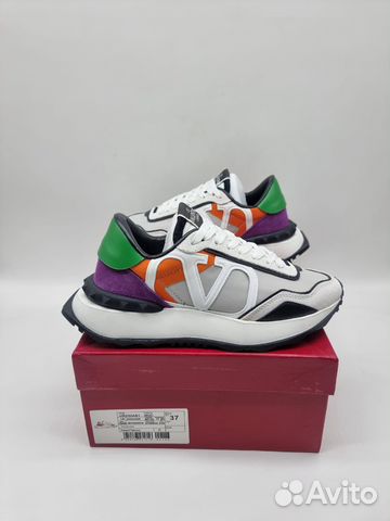 Кроссовки женские Valentino