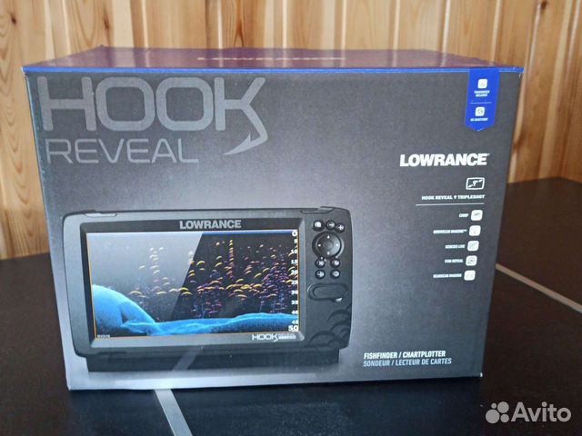 Lowrance hook reveal 9 tripleshot