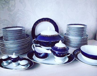 Сервиз столовый на 12 персон. 58 предметов
