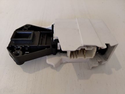 Деталь - Замок люка (убл)