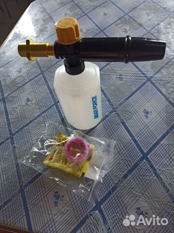 Автомобильная пенная насадка для мытья автомобиля