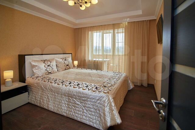 3-к. квартира, 90 м², 12/12 эт.