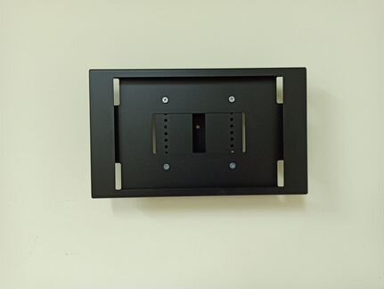 Настенный держатель для iPad 2021