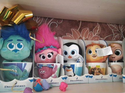 Игрушки в кружках