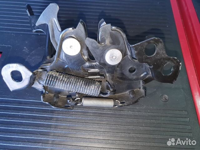 Замок капота Infiniti QX80, QX56