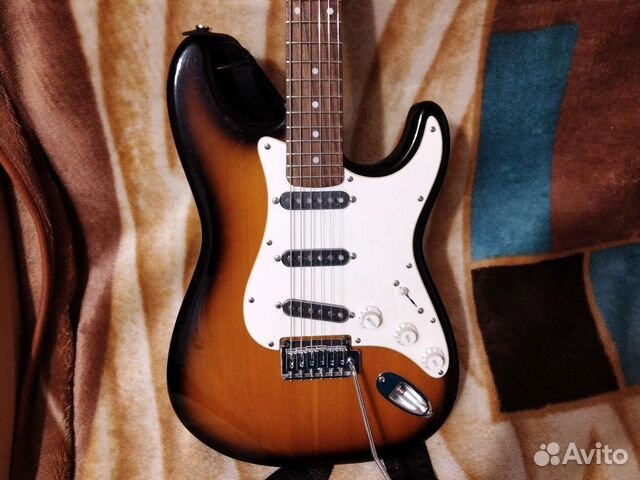 Электрогитара с комбиком и процессором