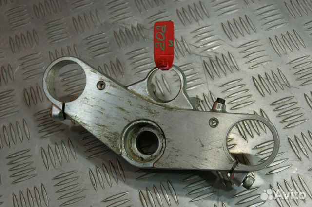 Траверса верхняя Kawasaki ZX-9R (ZX900C)