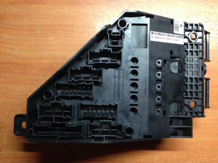 Блок предохранителей новый Freelander 1 Фрилендер