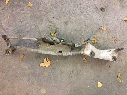 Трапеция стеклоочистителя Мерседес 166 A1668200241