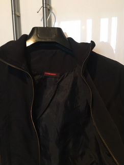 Ветровка б/у в отличном состоянии