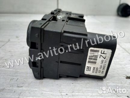 Блок управления светом Opel Astra H Z18XER 2007