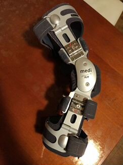 Жесткий Ортез коленный Меди Medi M.4 OA