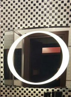 Зеркало с подстветкой в ванную