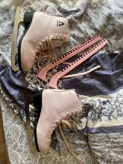 Коньки фигурные