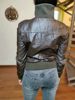 Женская кожаная куртка Bershka