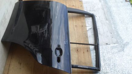 Дверь Ниссан Тиида С11 Nissan Tiida C11 деф зад L